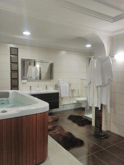Hotel Raya Tichy Zewnętrze zdjęcie
